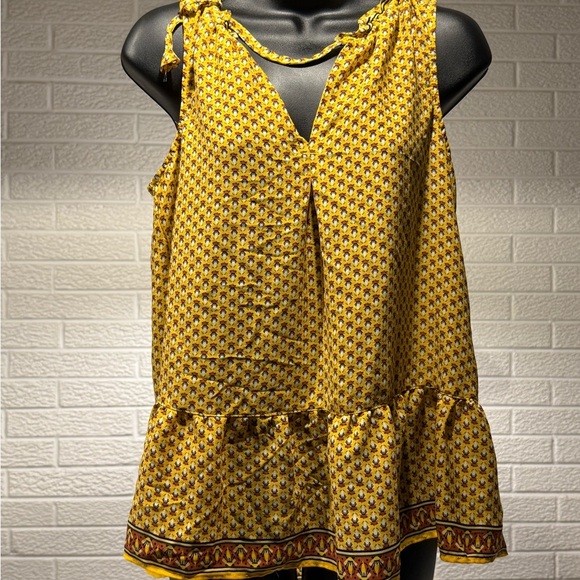 Max Studio Yellow Asymmetrical Peplum Tank‎ Top - Picture 1 of 3